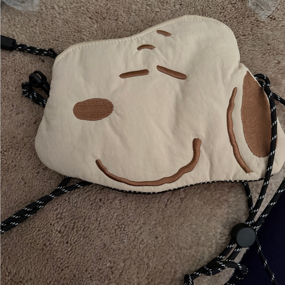 Cute Smiling snoopy  Crossbody Bag in Cream and Brown